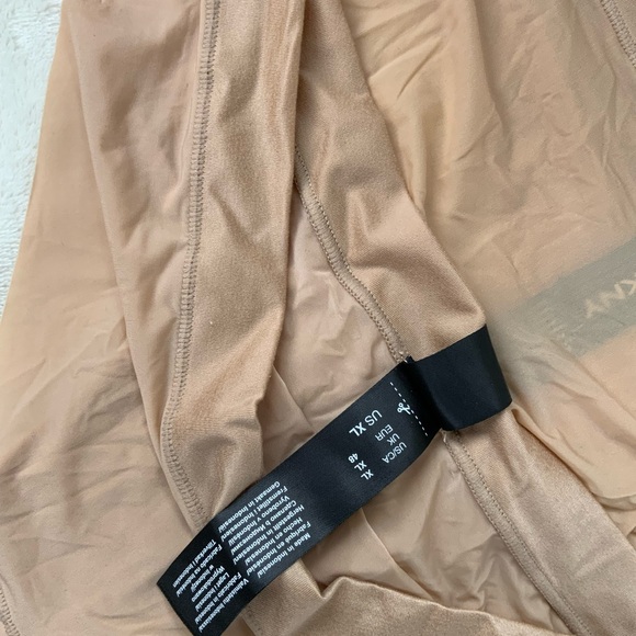 (2) DKNY Beige Seamless Underwear - Picture 2 of 9